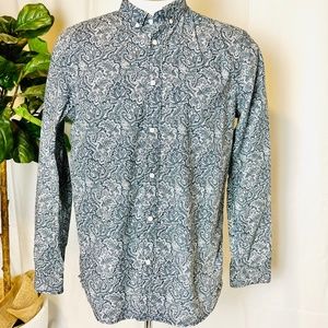 Men's H&M Dark Blue and White Paisley Print Long Sleeve Button Down Shirt